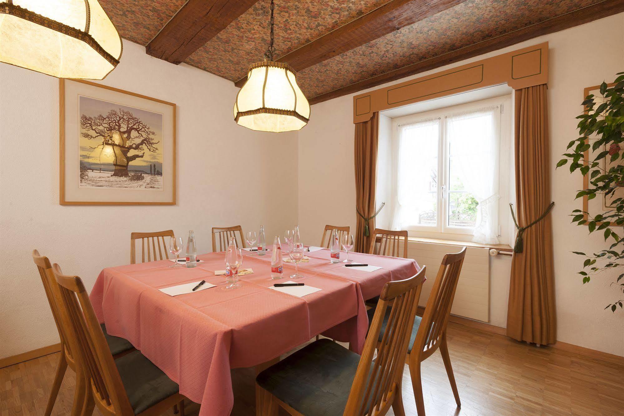 Hotel Landgasthof Hirschen Ramsen Exterior foto