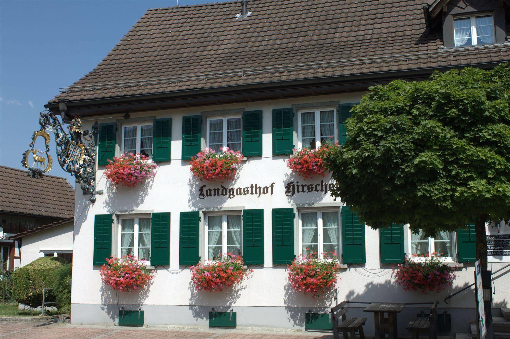 Hotel Landgasthof Hirschen Ramsen Exterior foto